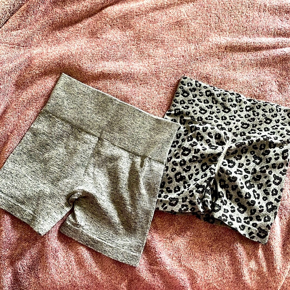 2 pairs grey shorts.